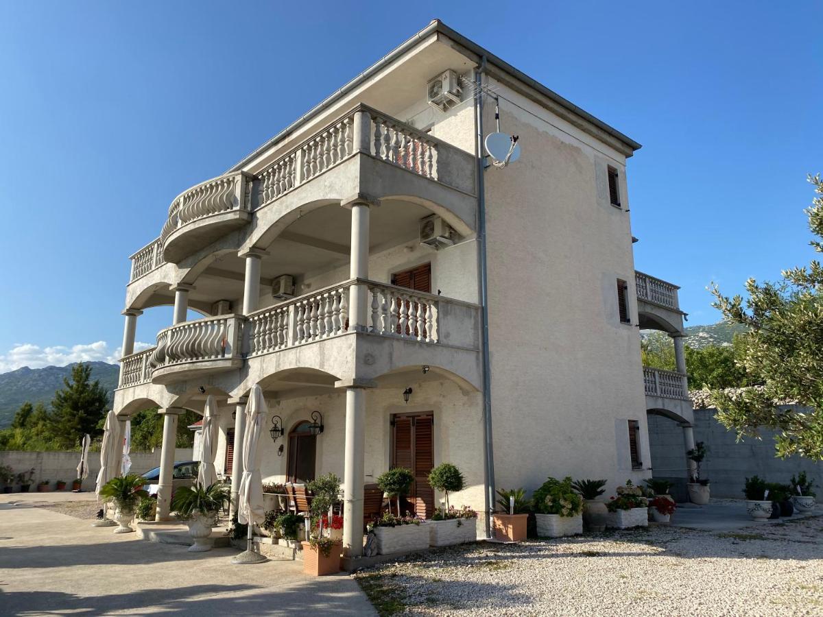Villa Punta Rovanjska Ngoại thất bức ảnh